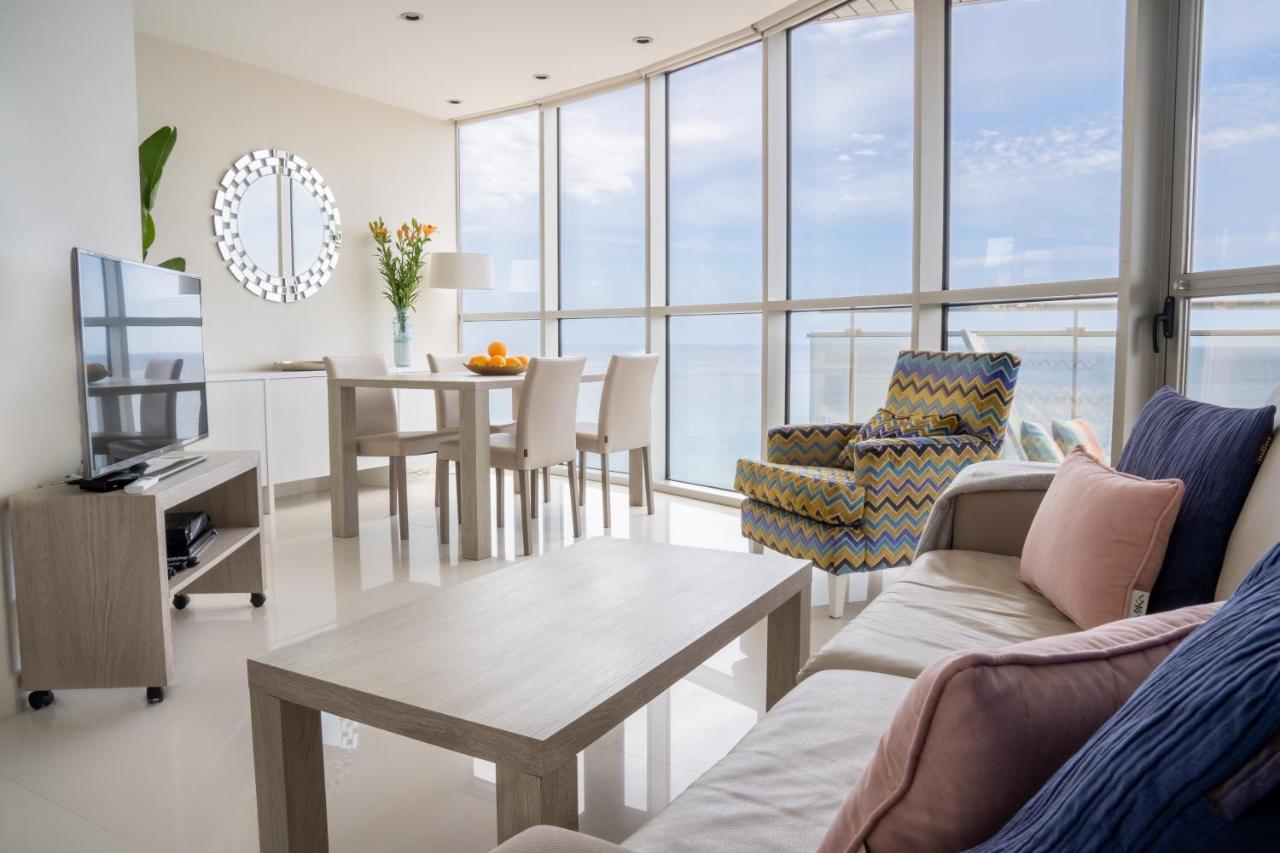 Apartamentos Vista Bella 칼페 외부 사진